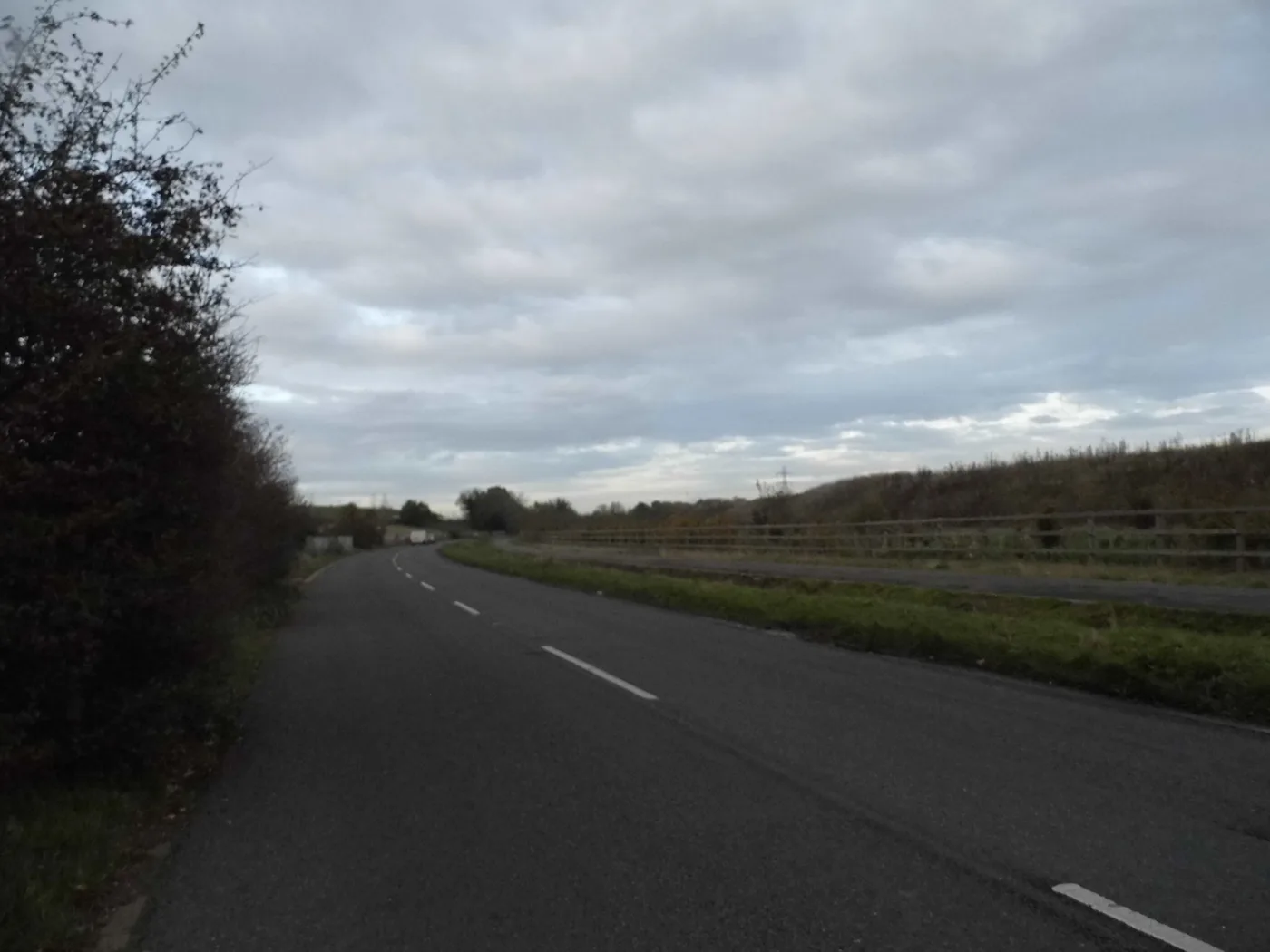 Horton Road heading towards Colnbrook. The quarry sits east of this road; the photograph does not show the site.